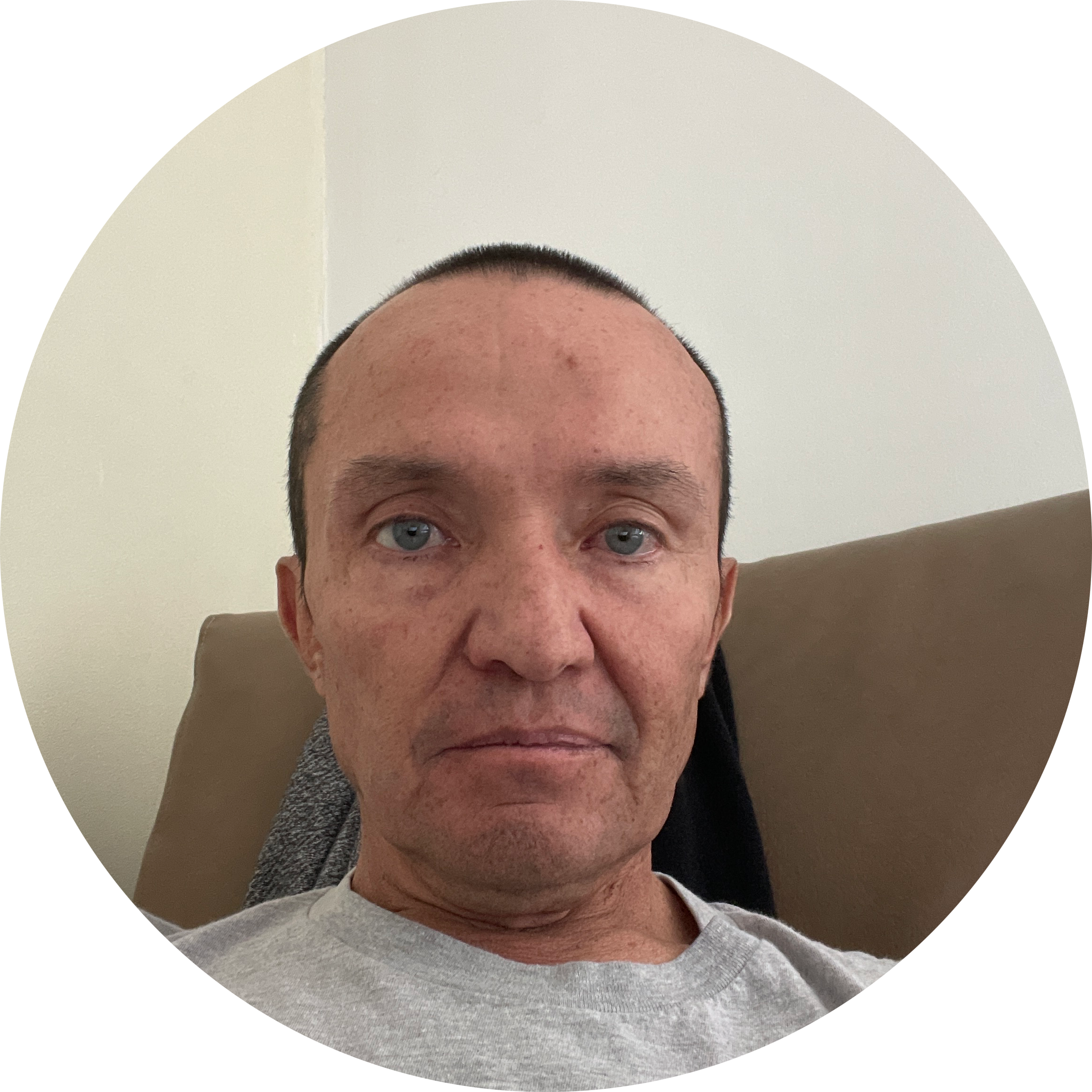 Go to the profile of DIEGO SANDOVAL