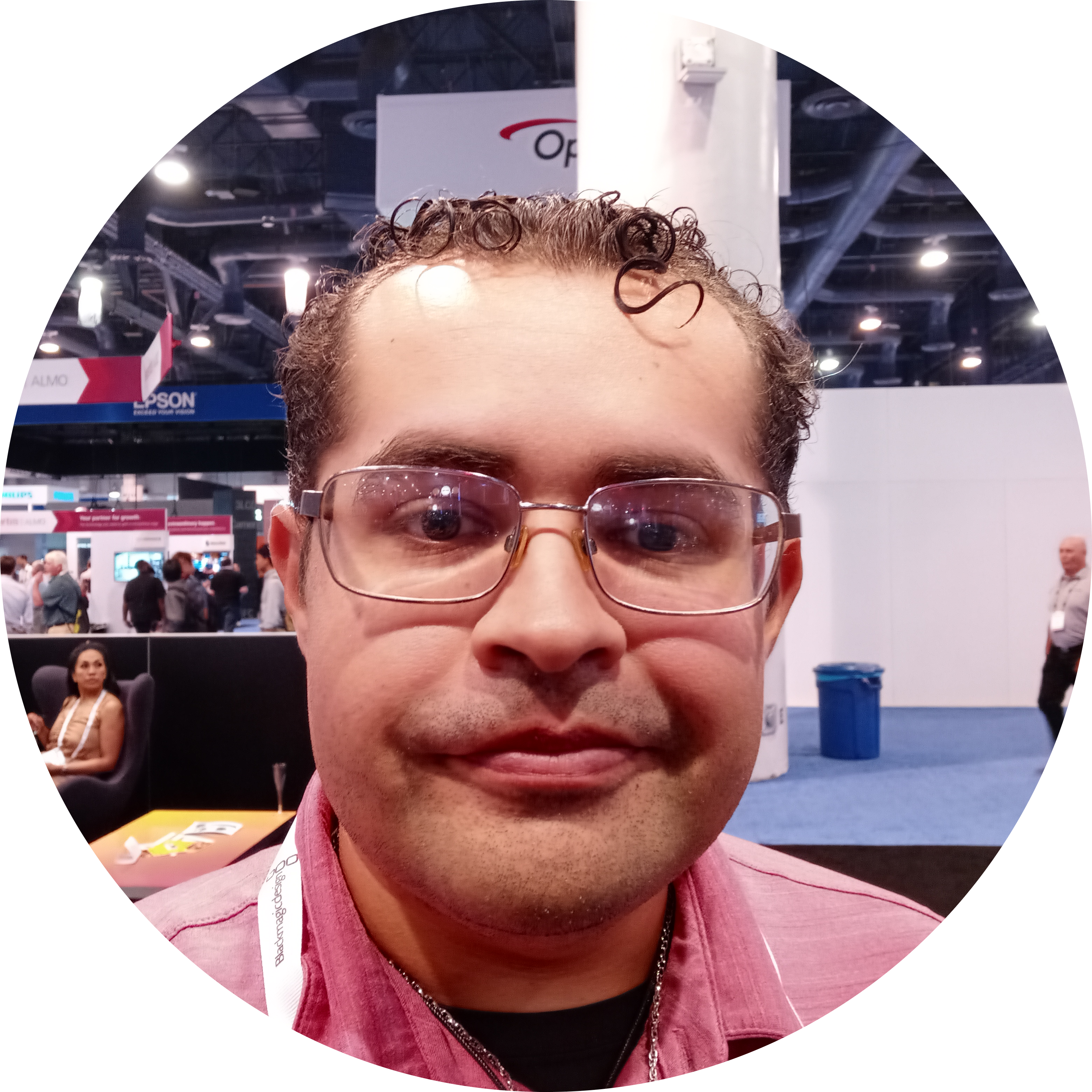 Go to the profile of Isaac Ledesma