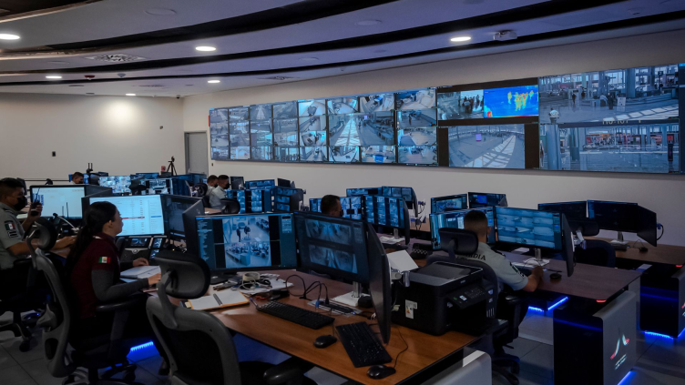 Tecnologías de Vanguardia en Centros de Control y Monitoreo: Optimizando la Gestión de Sistemas Críticos