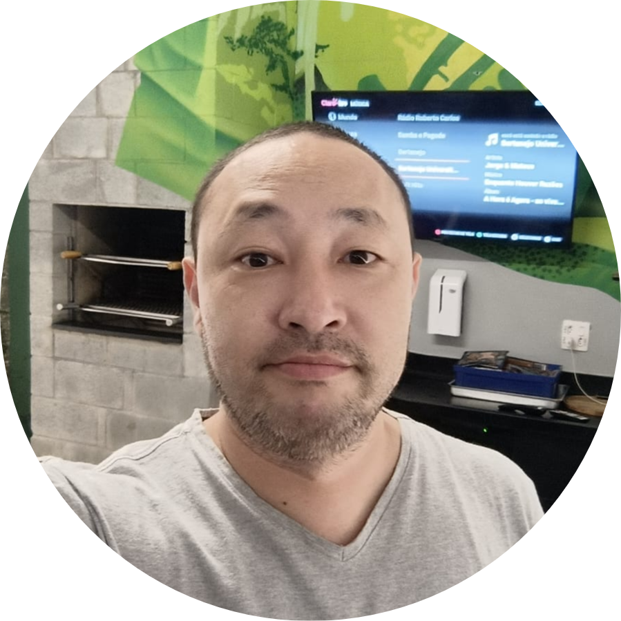 Go to the profile of Adriano Yamamoto