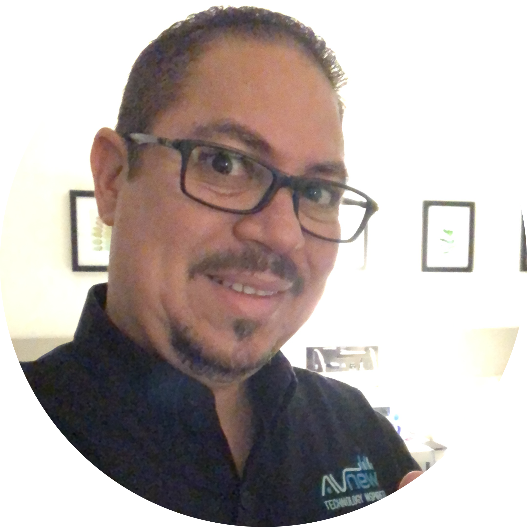 Go to the profile of Javier Torres