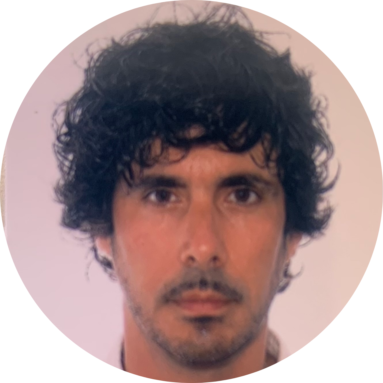 Go to the profile of ISRAEL MARCO MÉNDEZ