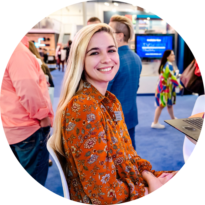 Go to the profile of Iulia Popescu - AVIXA