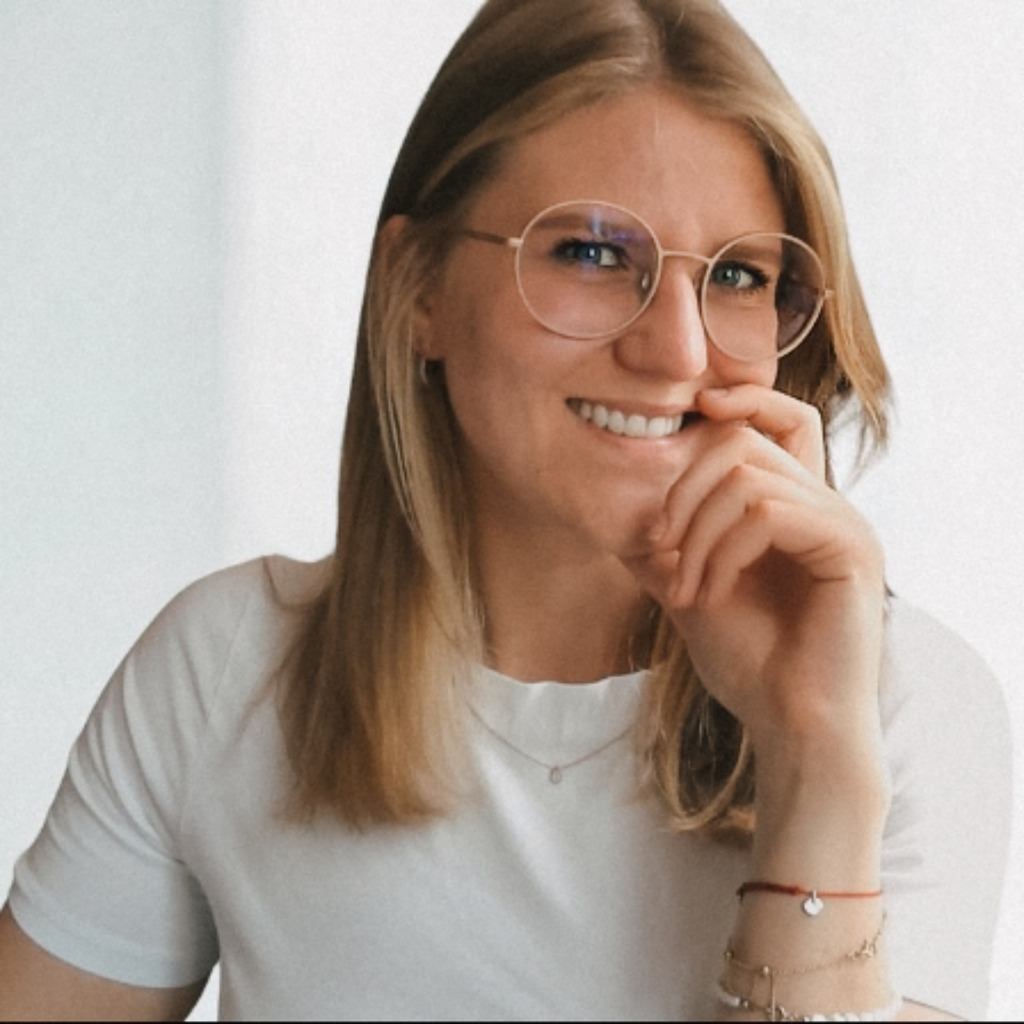 Go to the profile of Stella Reitmeier