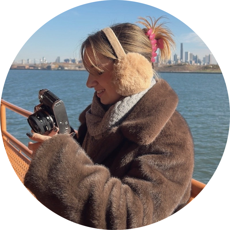 Go to the profile of Chloe West