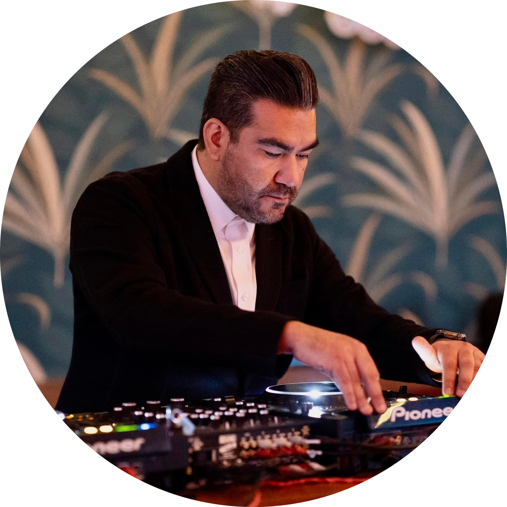 Go to the profile of Steven Lee Moya