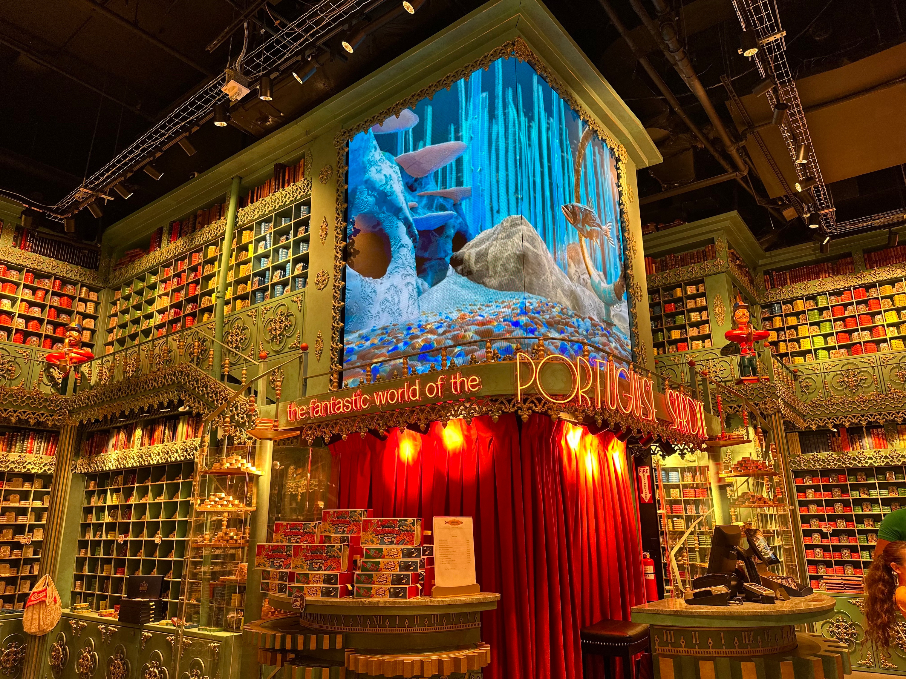 Mastering the Unexpected: A Times Square Indoor LED Transformation