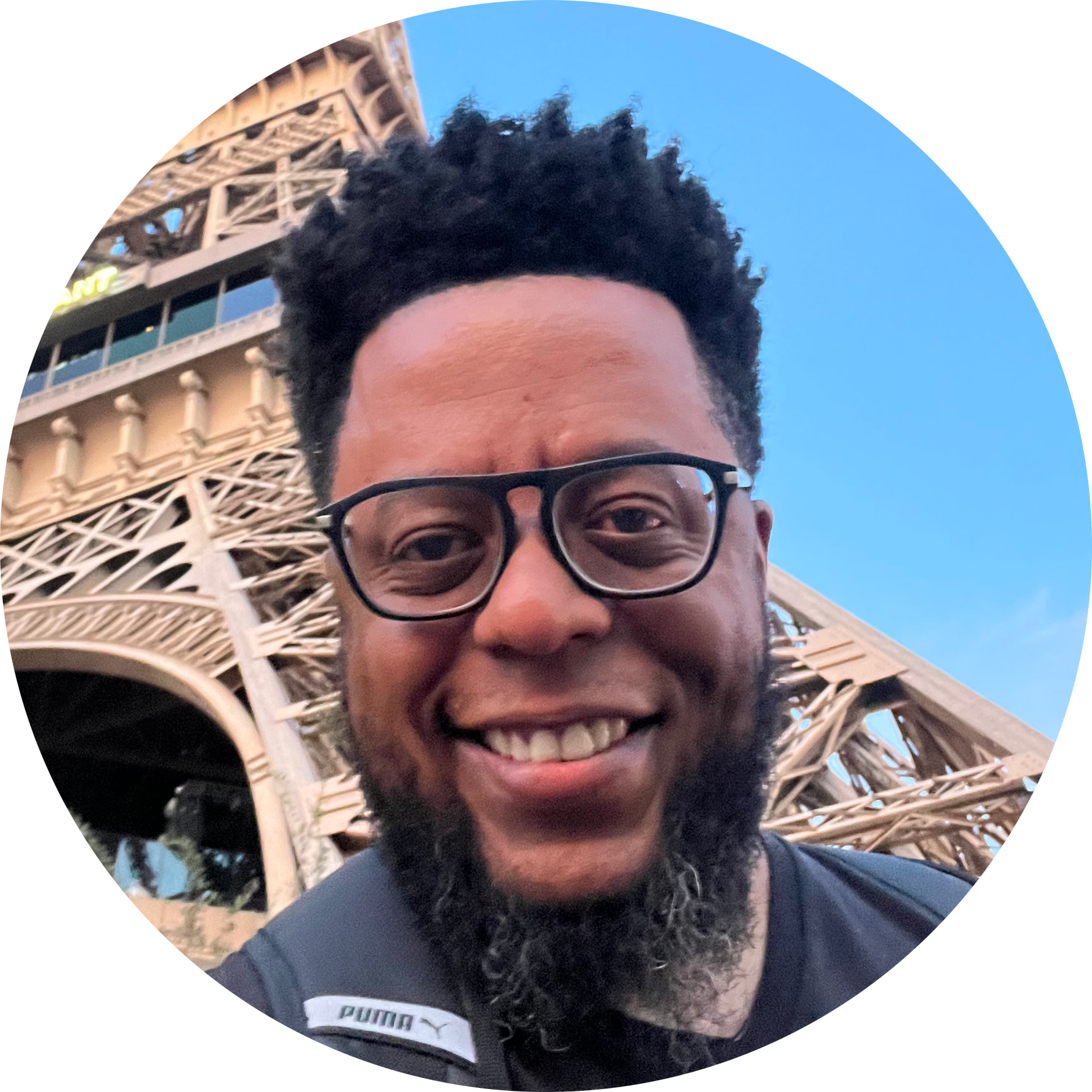 Go to the profile of William Marques