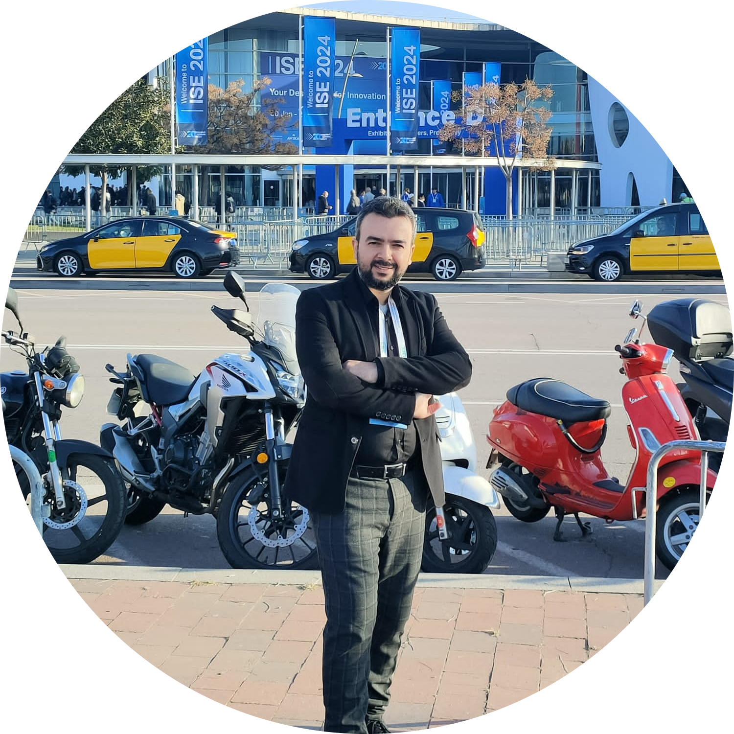 Go to the profile of Ahmad Dabberni