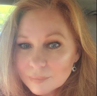 Go to the profile of Leslie Wyndlow