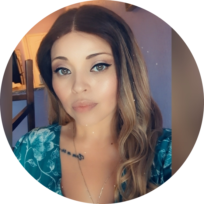 Go to the profile of CLAUDIA ARIAS