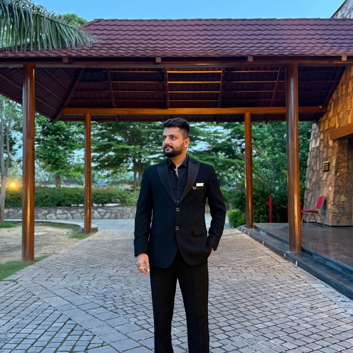 Go to the profile of Ritesh Sharma