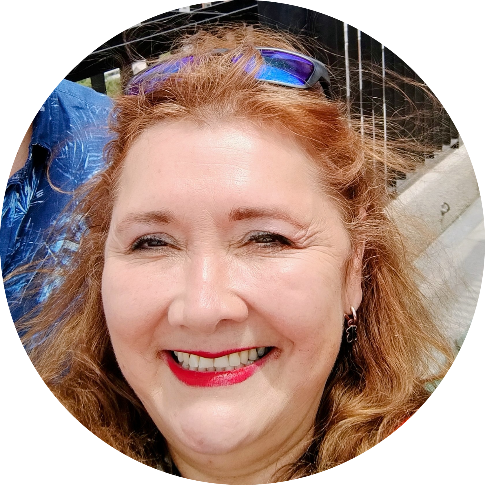 Go to the profile of Laura Urbina