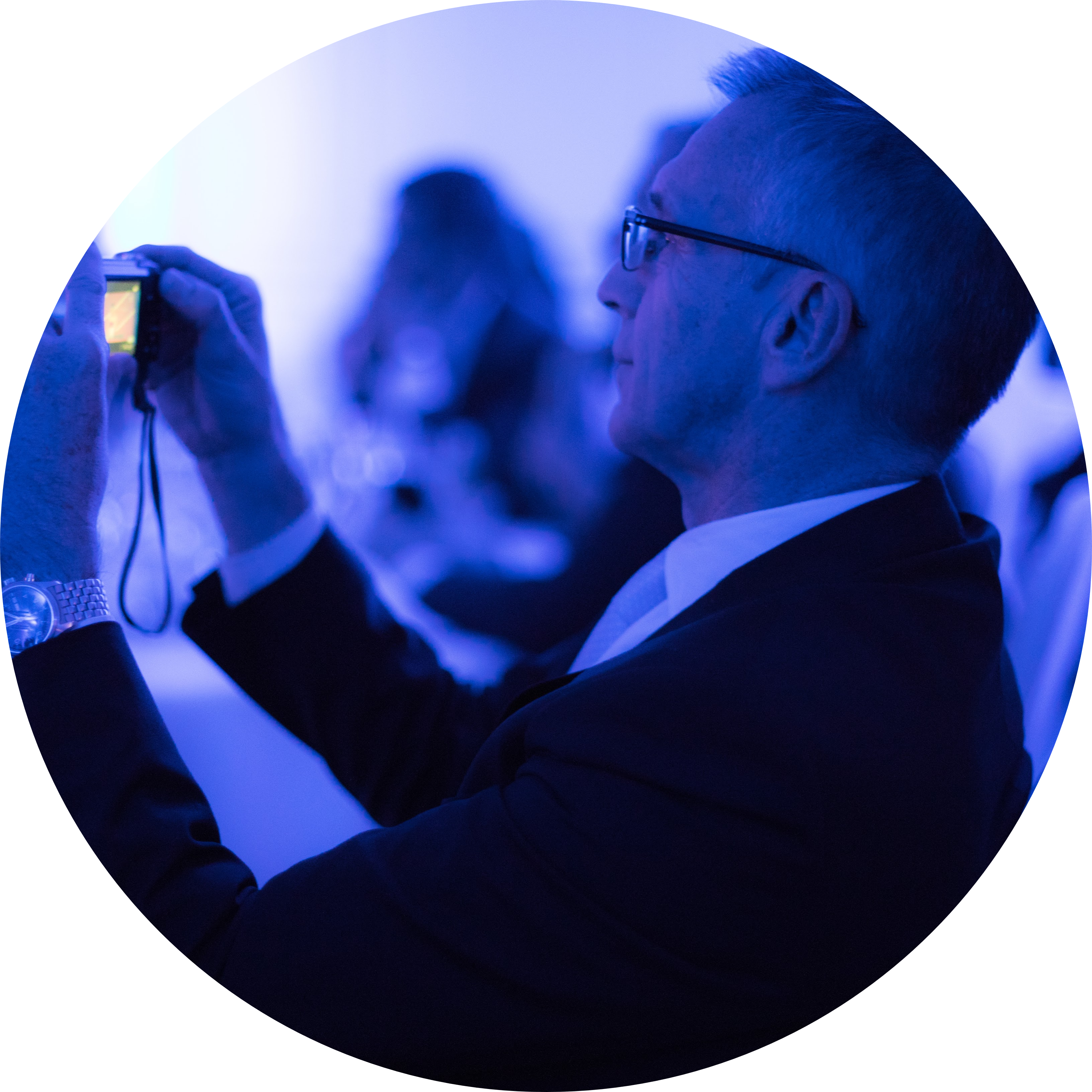 Go to the profile of Rafael Negro