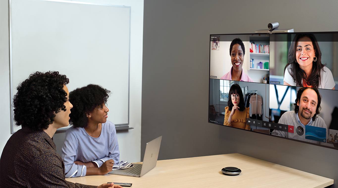 Descubra el potencial de las soluciones de Microsoft Teams Rooms para su lugar de trabajo híbrido