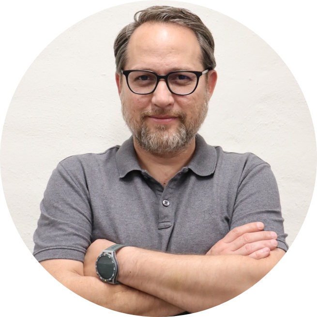 Go to the profile of Luis Castillo