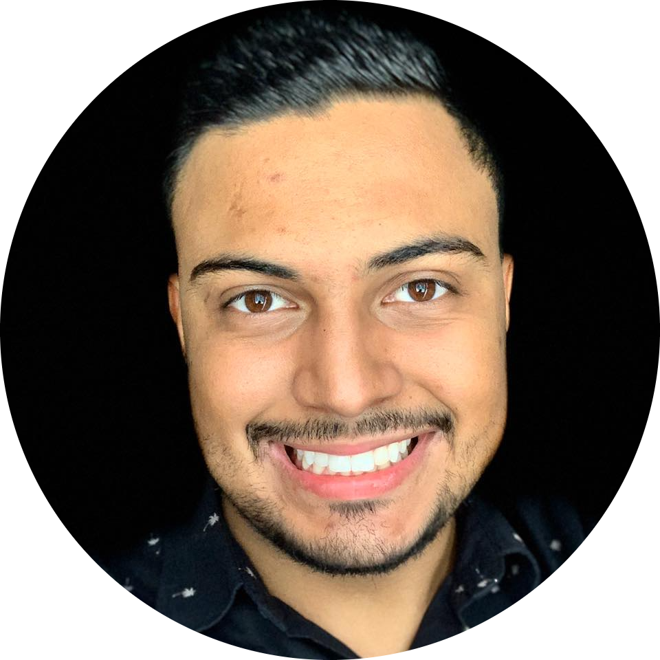 Go to the profile of Rafael Seguezi