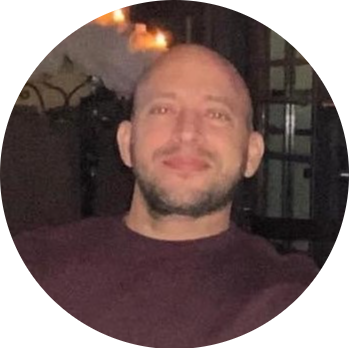 Go to the profile of Giovanni Cuevas