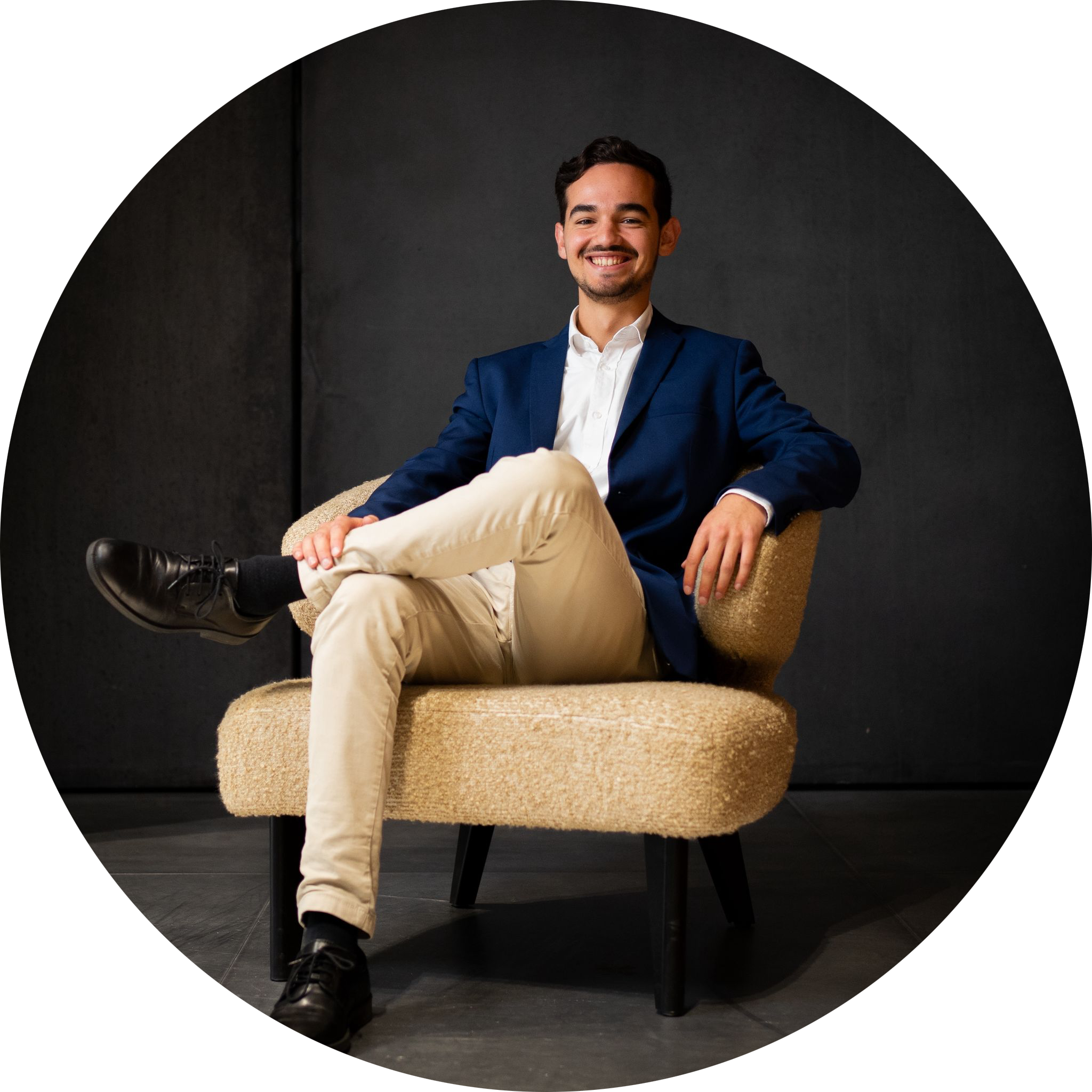 Go to the profile of Benjamin Yanez