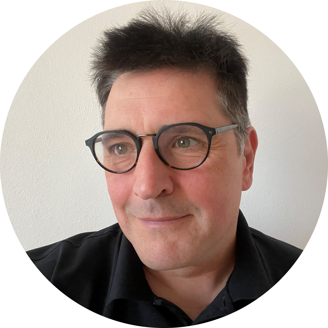 Go to the profile of Holger Perschnick