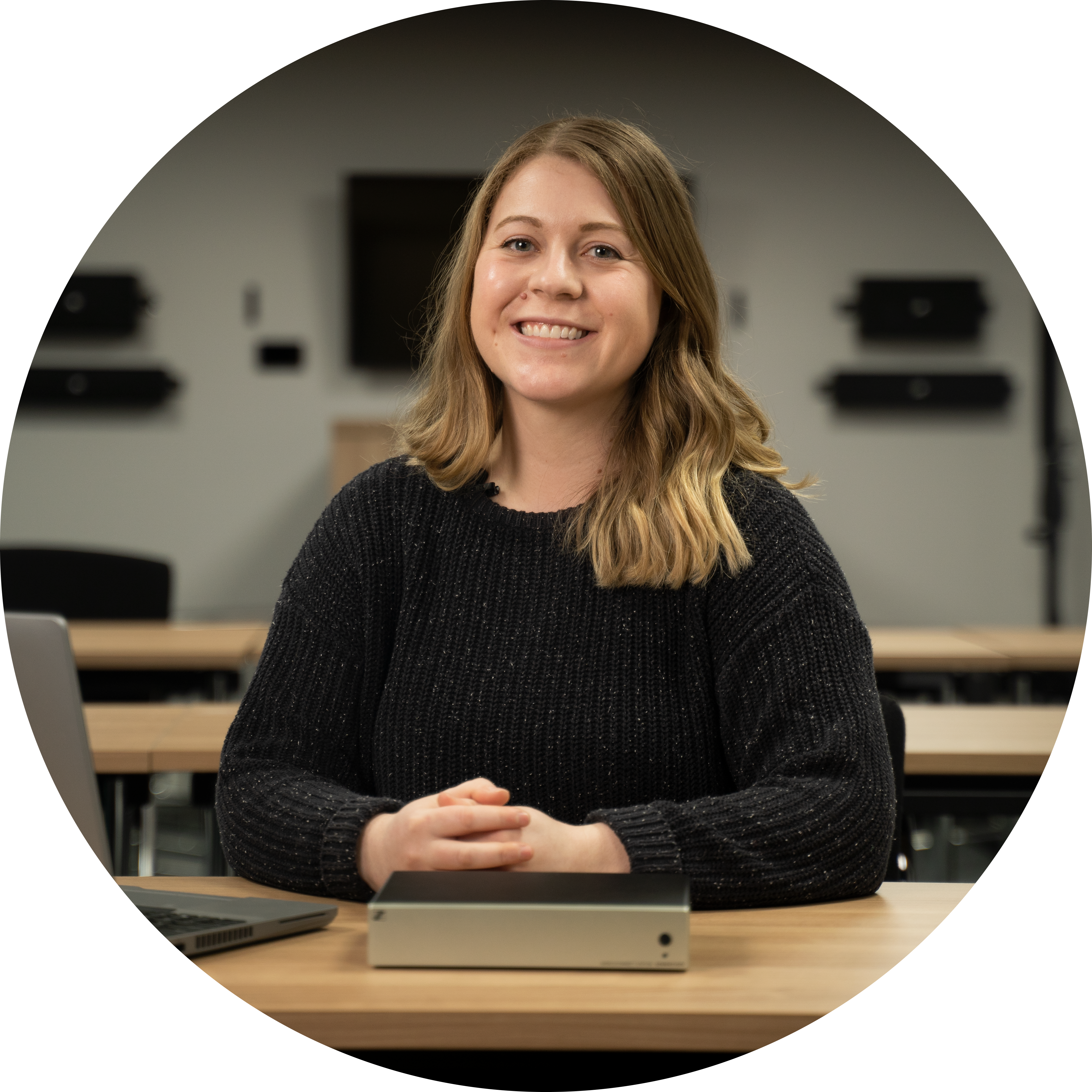 Go to the profile of Anna Shahin