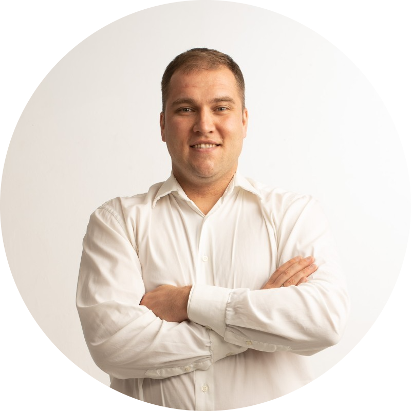 Go to the profile of Andrey Manolov