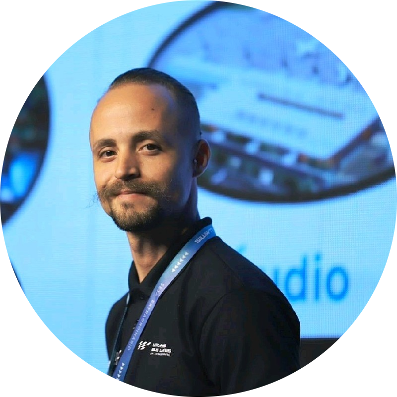 Go to the profile of Bruno Fachinelli