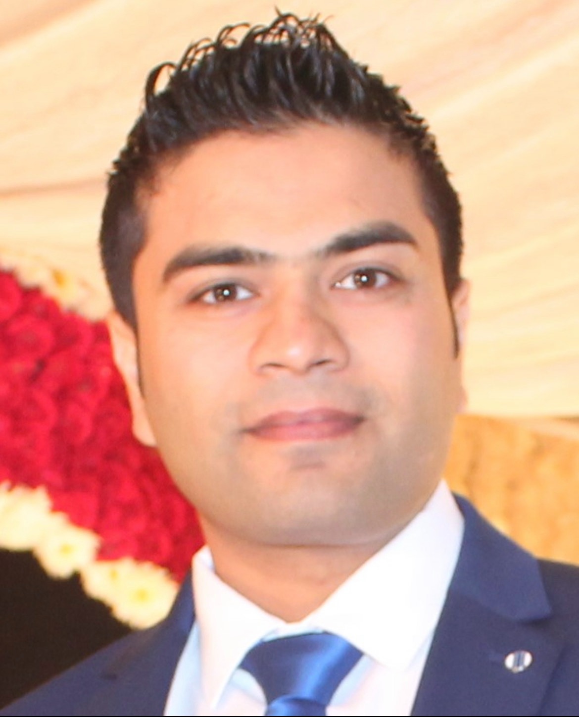 Go to the profile of Ali Waqas